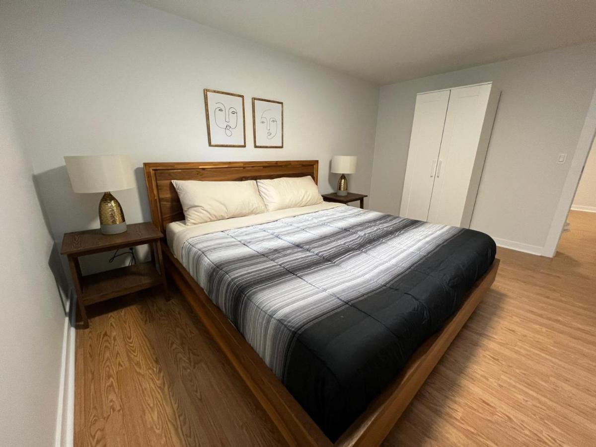 Letitia Heights !B Spacious And Quiet Private Bedroom With Shared Bathroom Barrie Kültér fotó